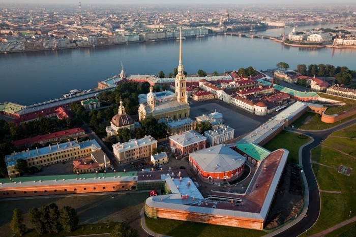 История Петропавловской крепости в Санкт-Петербурге